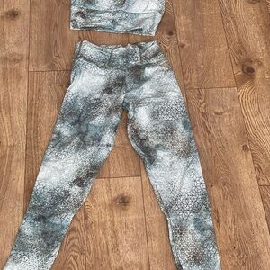 Stylish Two-Piece Set with Abstract Pattern